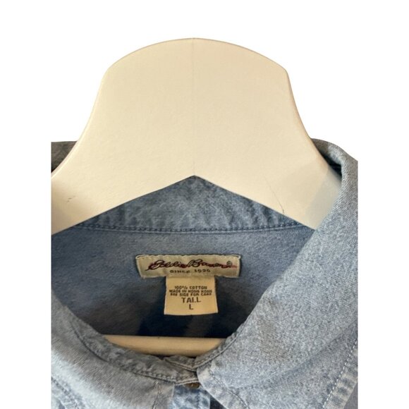 Eddie Bauer Light Wash Denim Shirt Mens Large Cotton Button Down Casual Fit - Picture 2 of 7